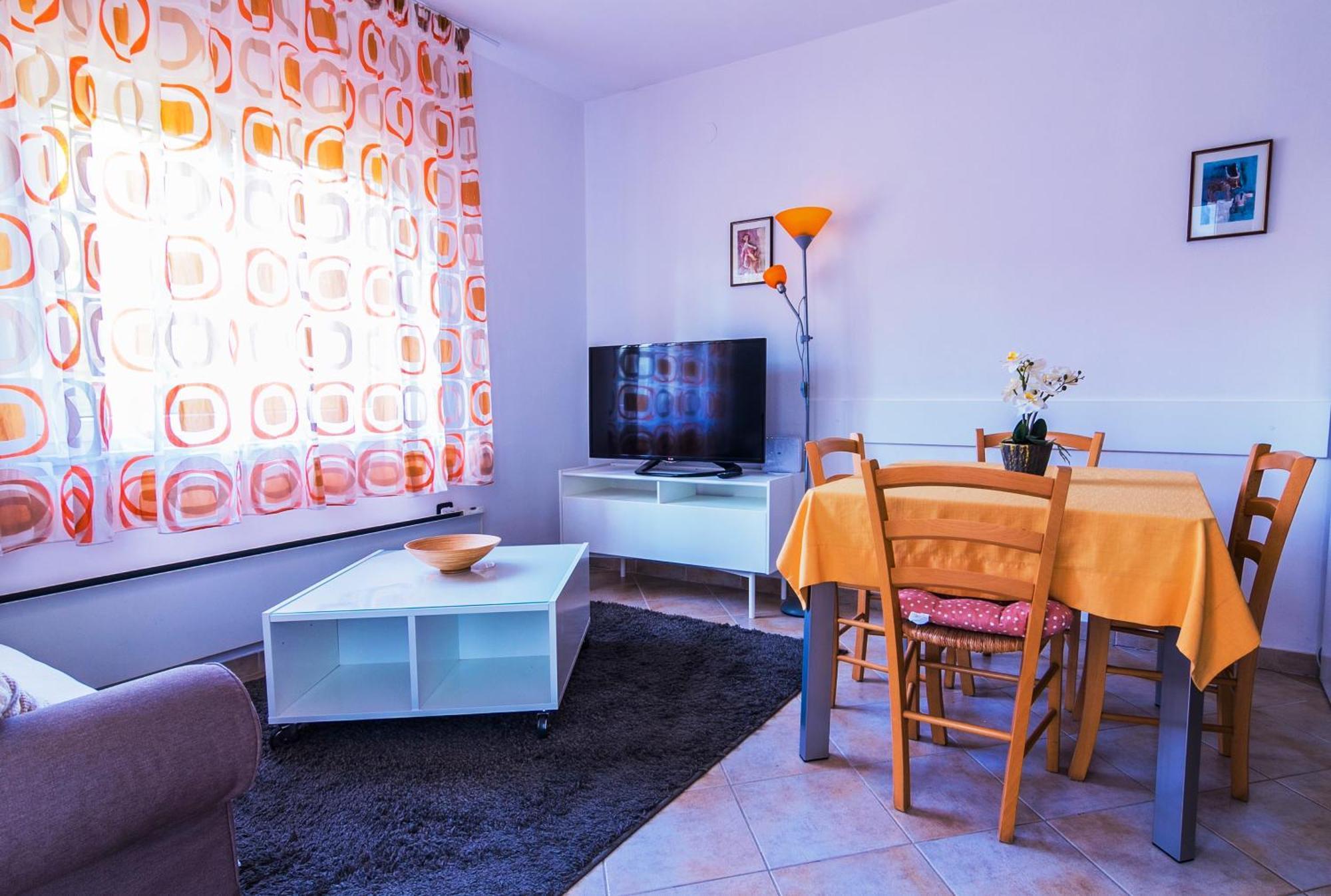 Apartments Nicole Pula Quarto foto