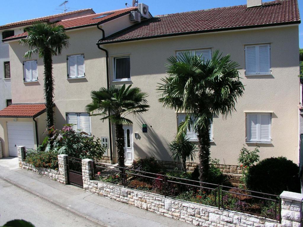 Apartments Nicole Pula Exterior foto